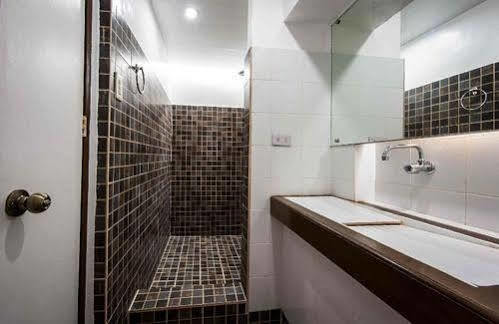 Planet Dive Hotel Mabini  Exterior foto
